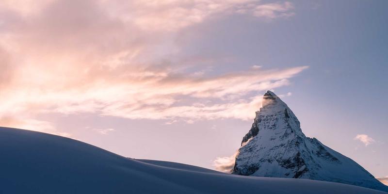 医疗器械软件（SaMD）的监管分类与上市合规路径解析：知识产权与商标注册的关键作用